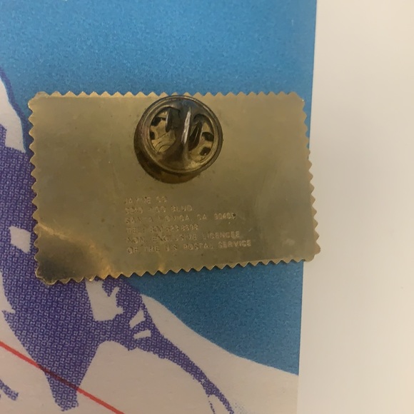 Jayne Co Pin - Picture 4 of 4